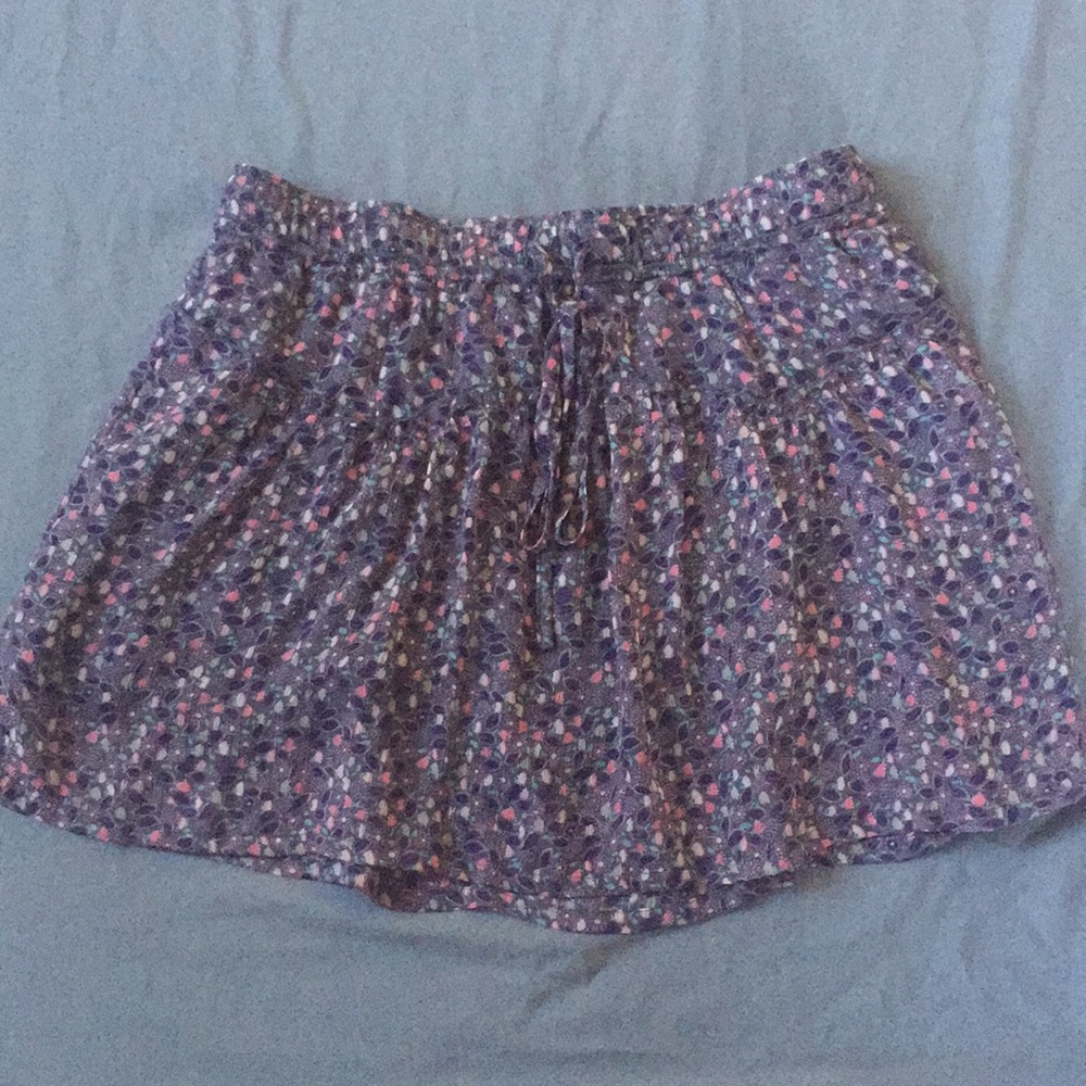 Gray patterned skirt